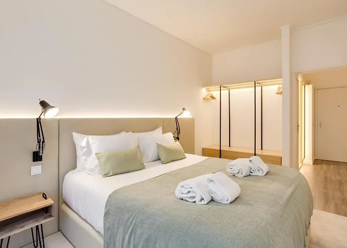 Virtudes Premium By Da'home