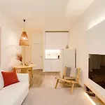 Apartment Virtudes Premium By Da'home